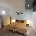 Laura's Milan